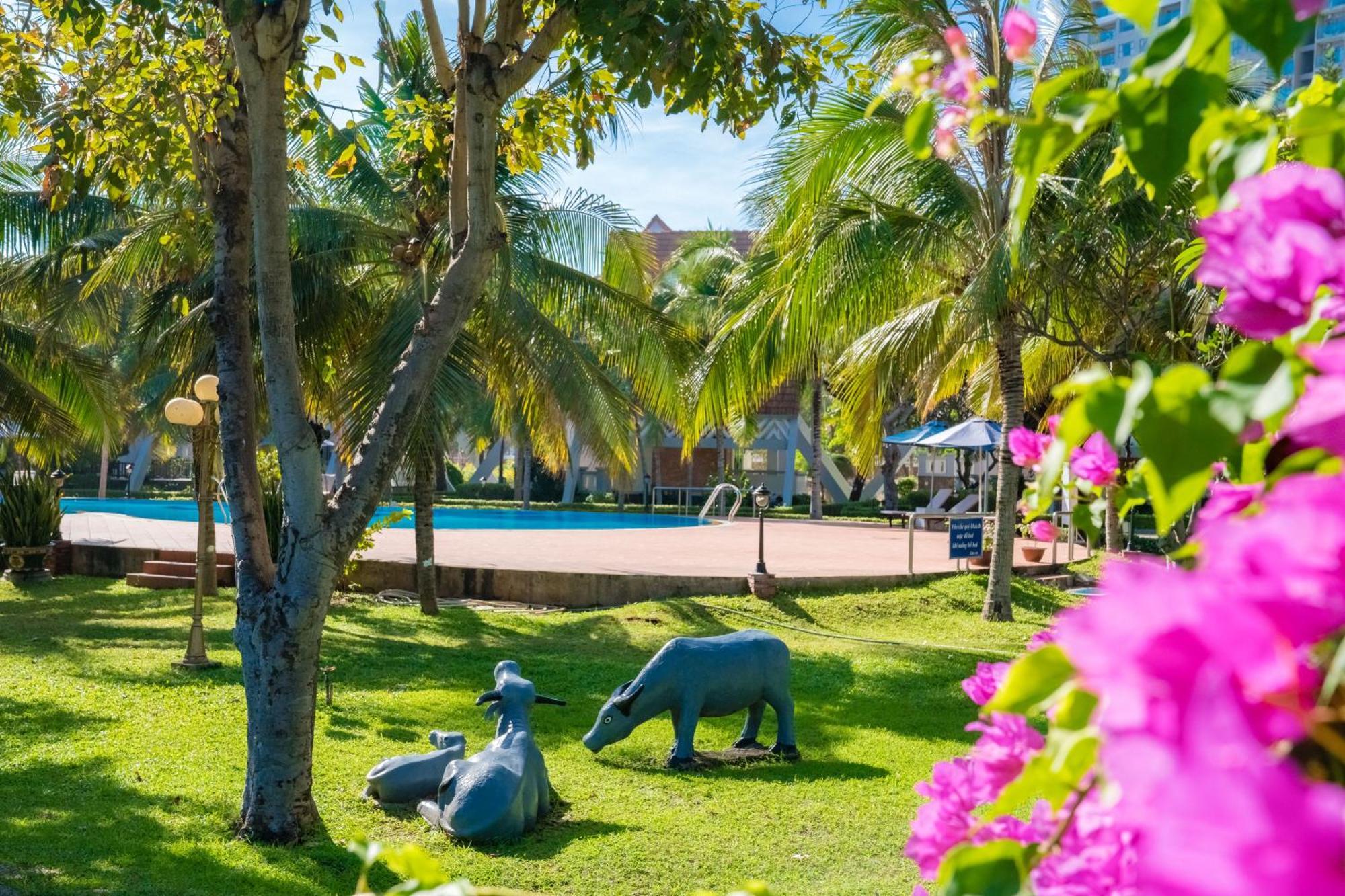 Lotus Vung Tau Resort & Spa Bagian luar foto