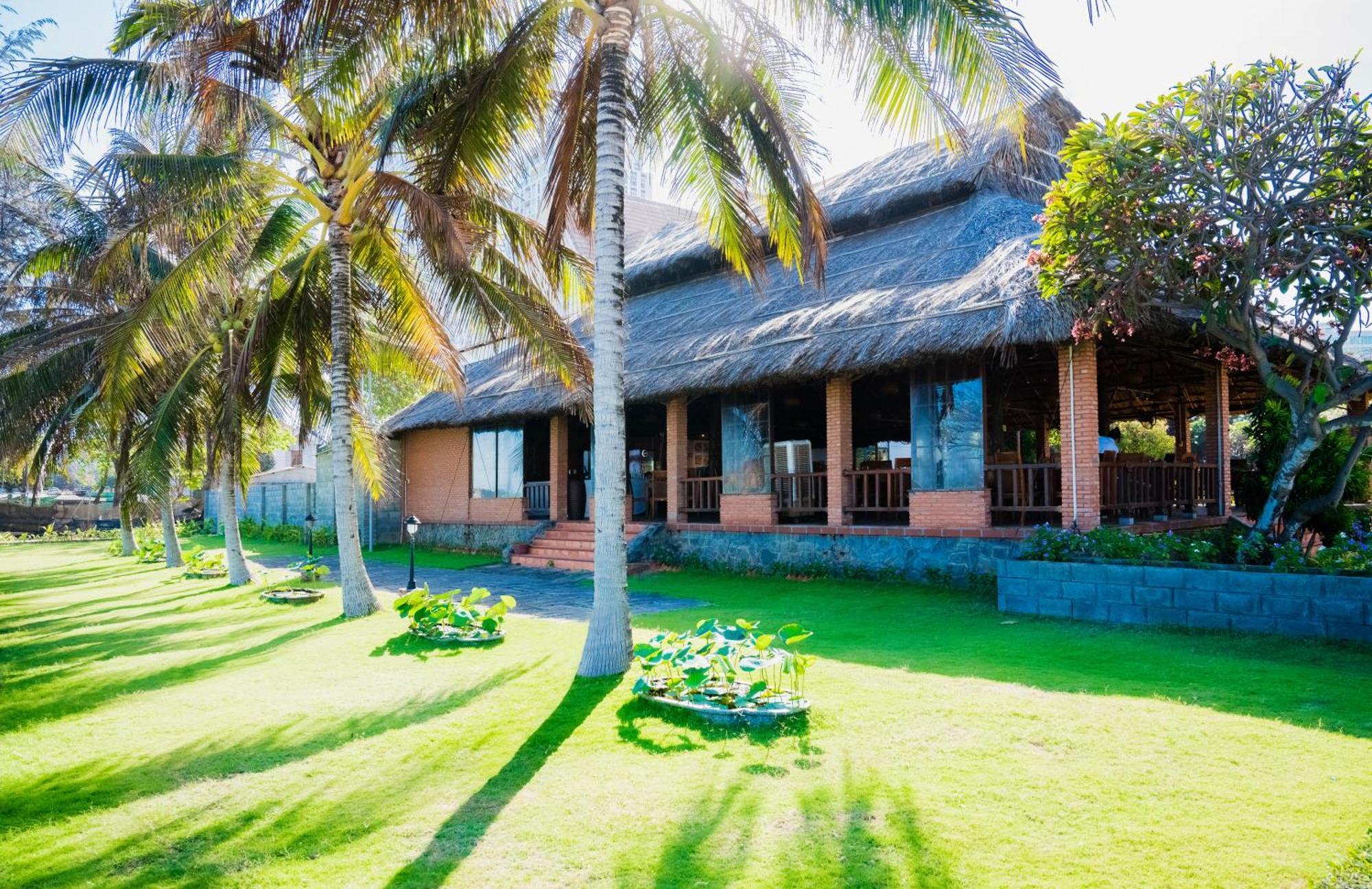 Lotus Vung Tau Resort & Spa Bagian luar foto
